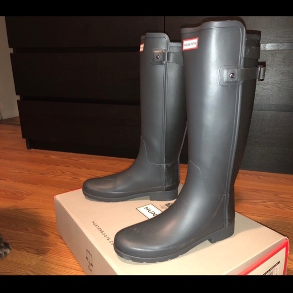 Hunter refined back strap boots